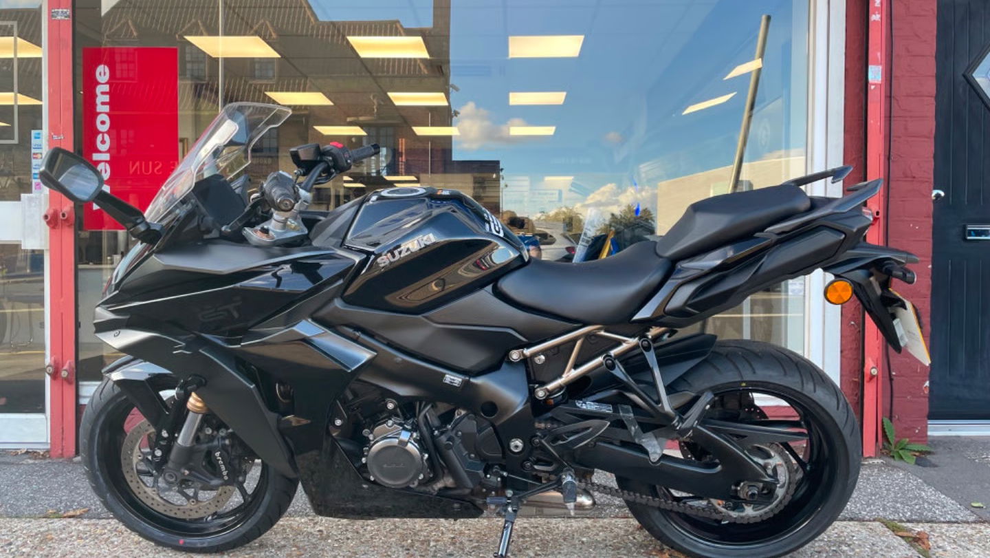 Suzuki GSX-S1000 GT